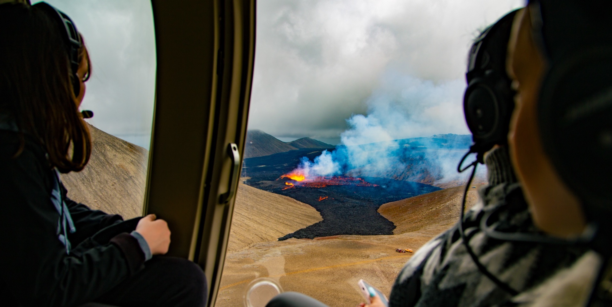 Tour en hélicoptère au-dessus du volcan en Islande